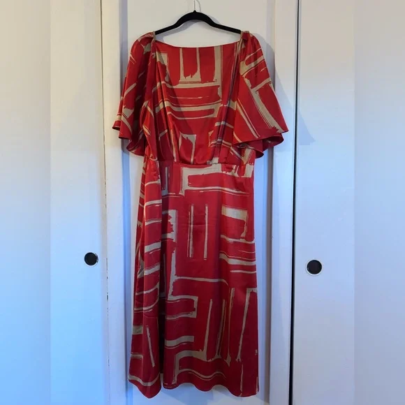 Banana Republic Red and Gold Midi Dress - Picture 2 of 11